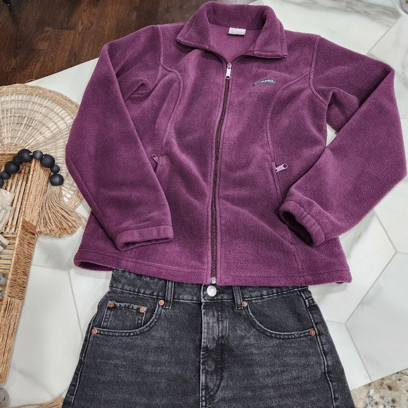 [COLUMBIA] womens size Medium, maroon long sleeve zip up jacket . - Picture 11 of 16